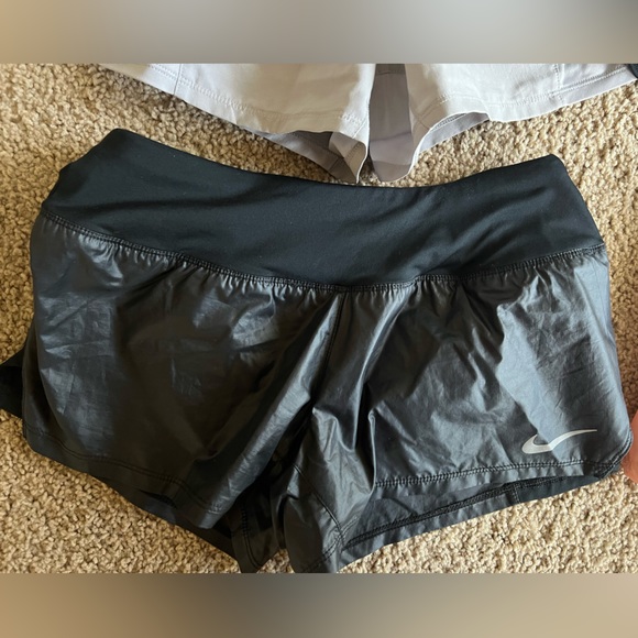 Lot of 8 pairs Nike Dri Fit shorts. I also threw in 3 Nike Dri fit tank tops XS - Picture 2 of 10